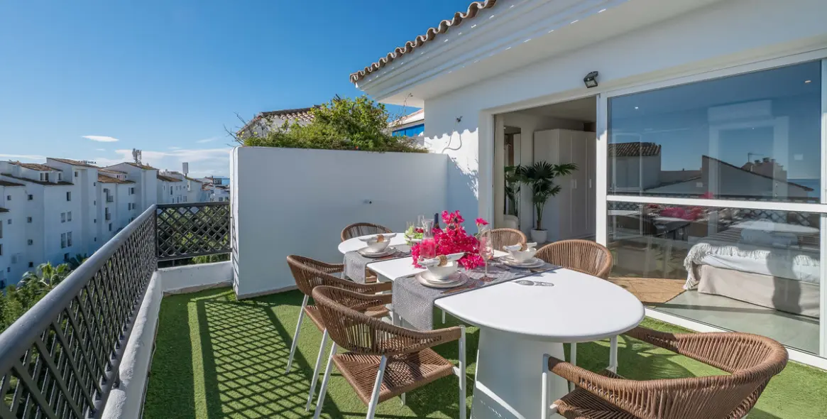 Продажа апартаментов на среднем этаже в Puerto Banús 12