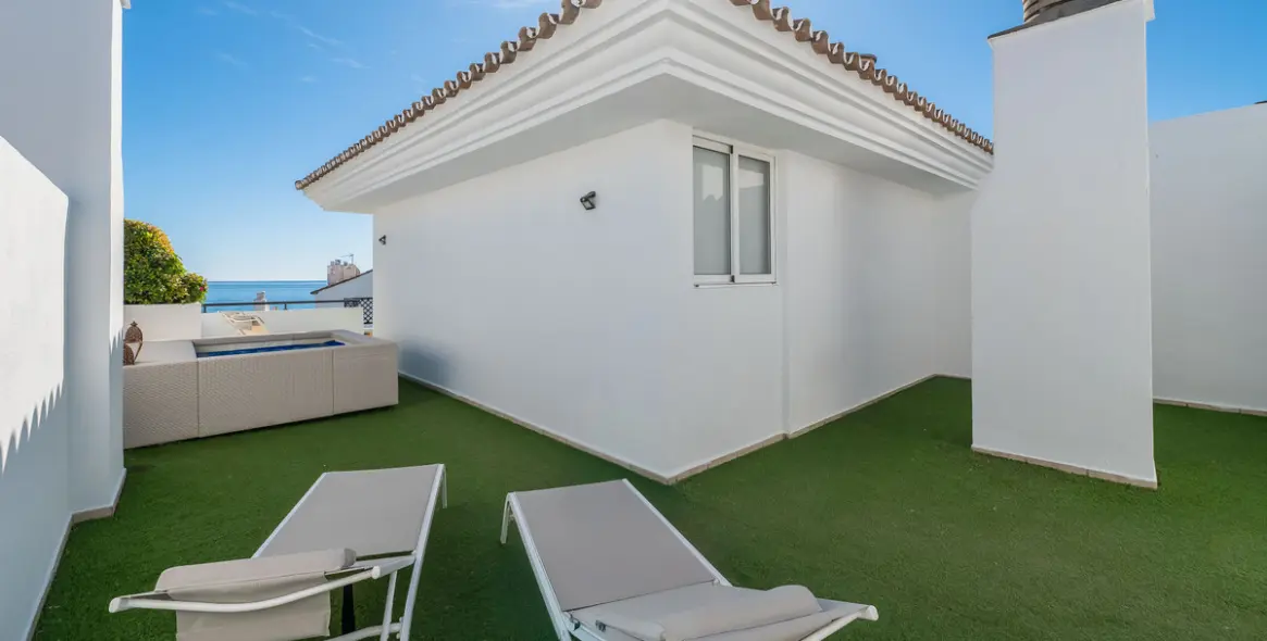 Продажа апартаментов на среднем этаже в Puerto Banús 16