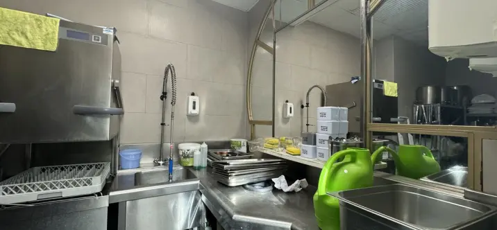 Sale of restaurant in Marbella 2