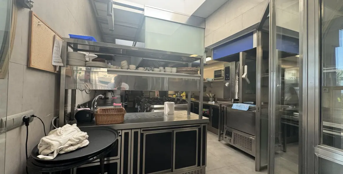 Sale of restaurant in Marbella 4