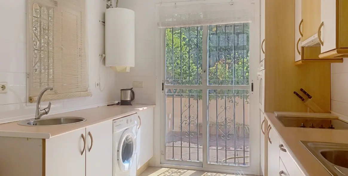 Sale of semi-detached house in Guadalmina Alta 15