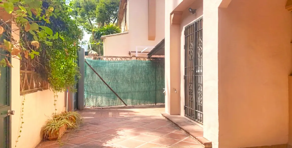 Venta de casa pareada en Guadalmina Alta 54