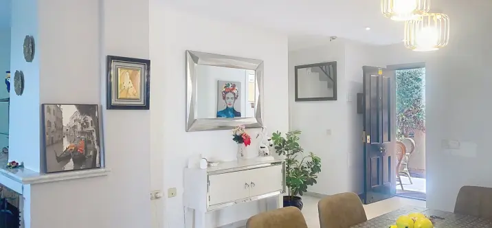 Sale of semi-detached house in Guadalmina Alta 3
