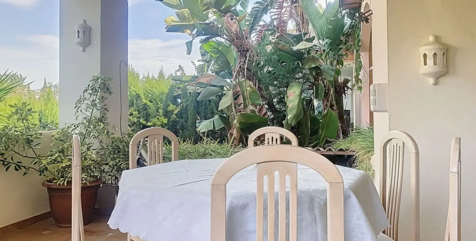 Sale of semi-detached house in Guadalmina Alta 18