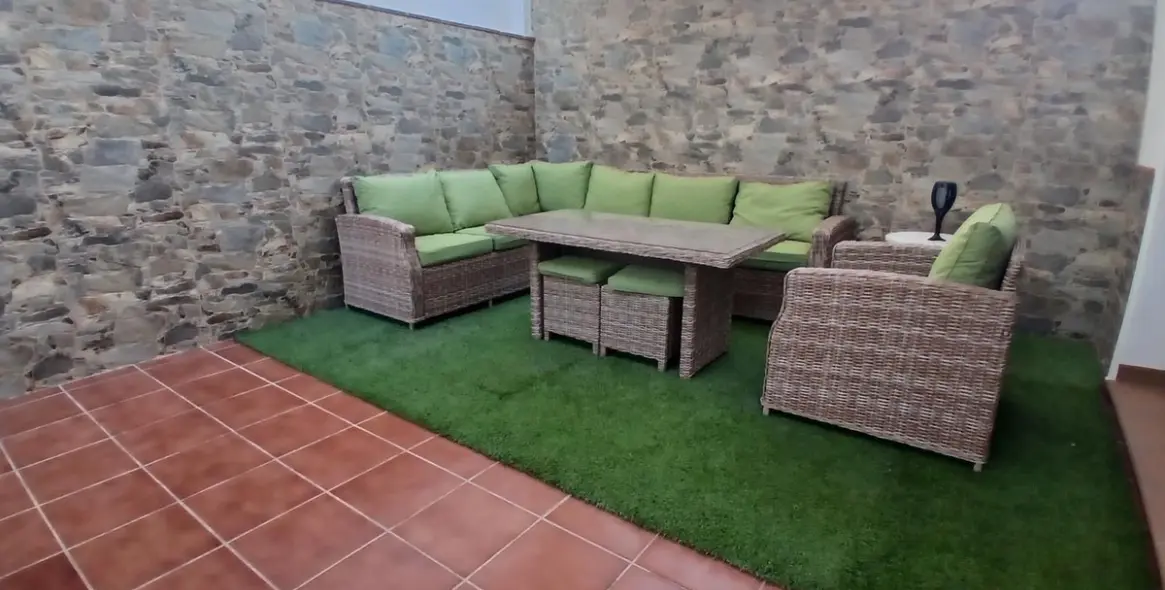 Продажа  отдельно стоящей виллы в Los Pacos 16