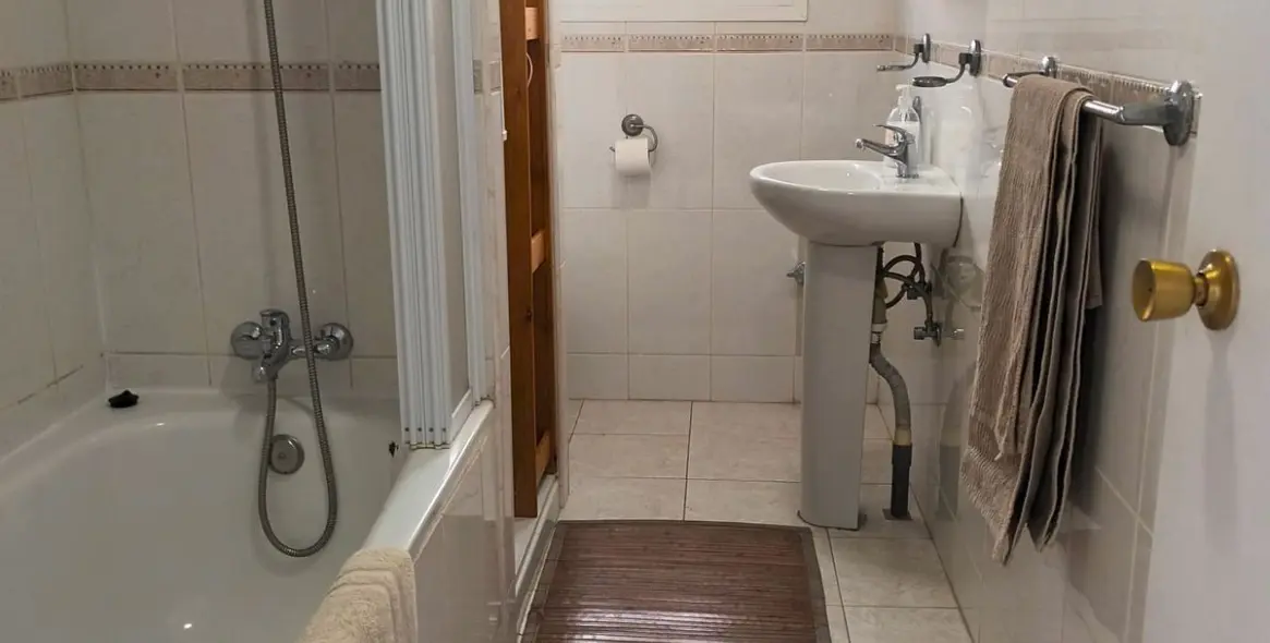 Продажа  отдельно стоящей виллы в Benalmadena 23