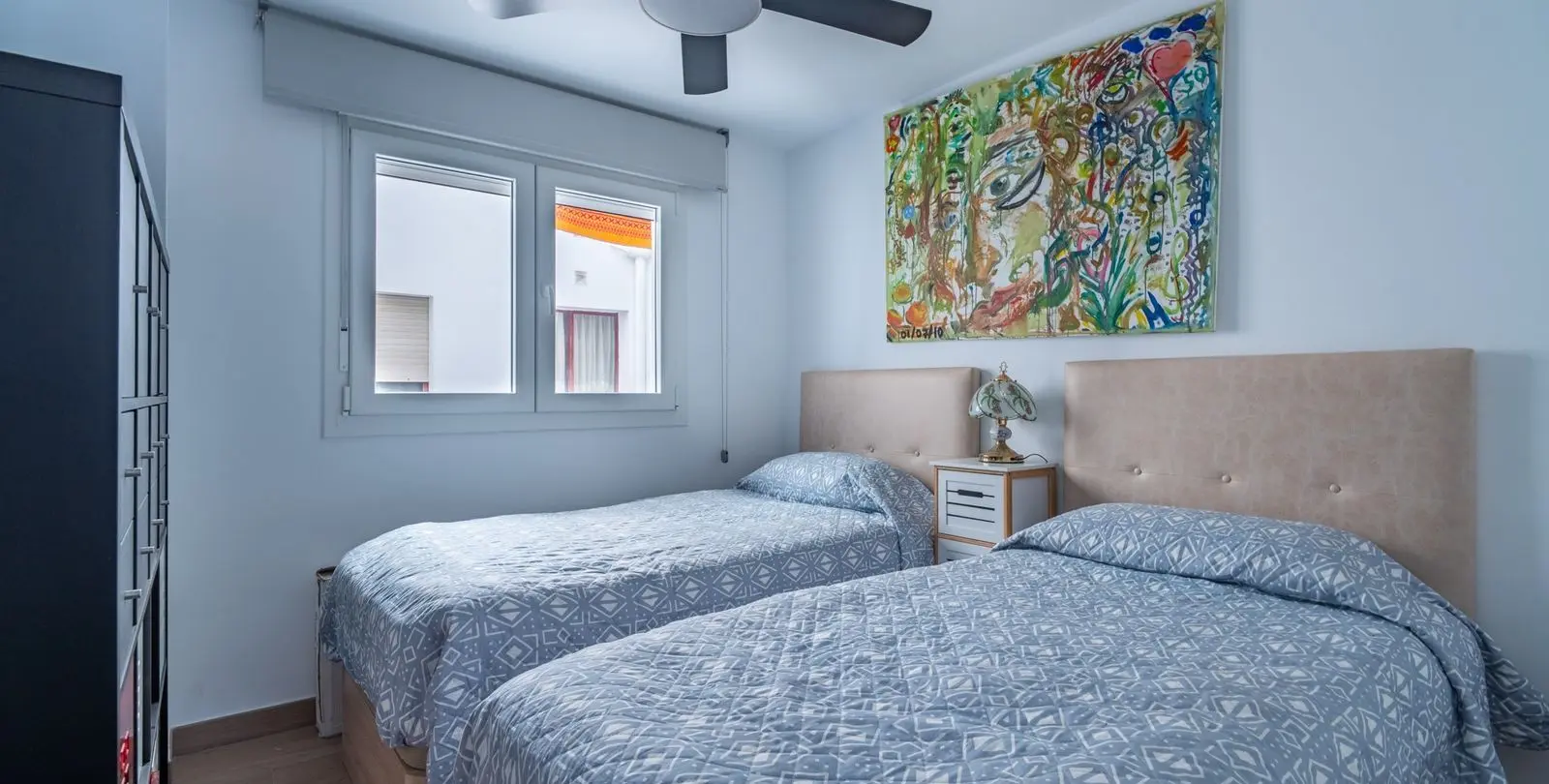 Sale of middle floor apartment in El Palo 15