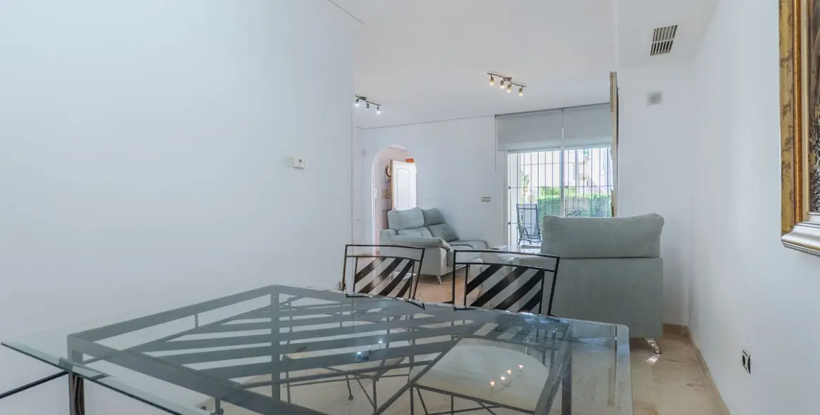 Продажа таунхауса в El Rosario 8