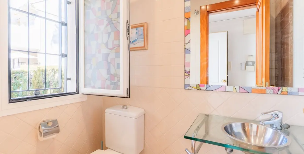 Sale of townhouse in El Rosario 31