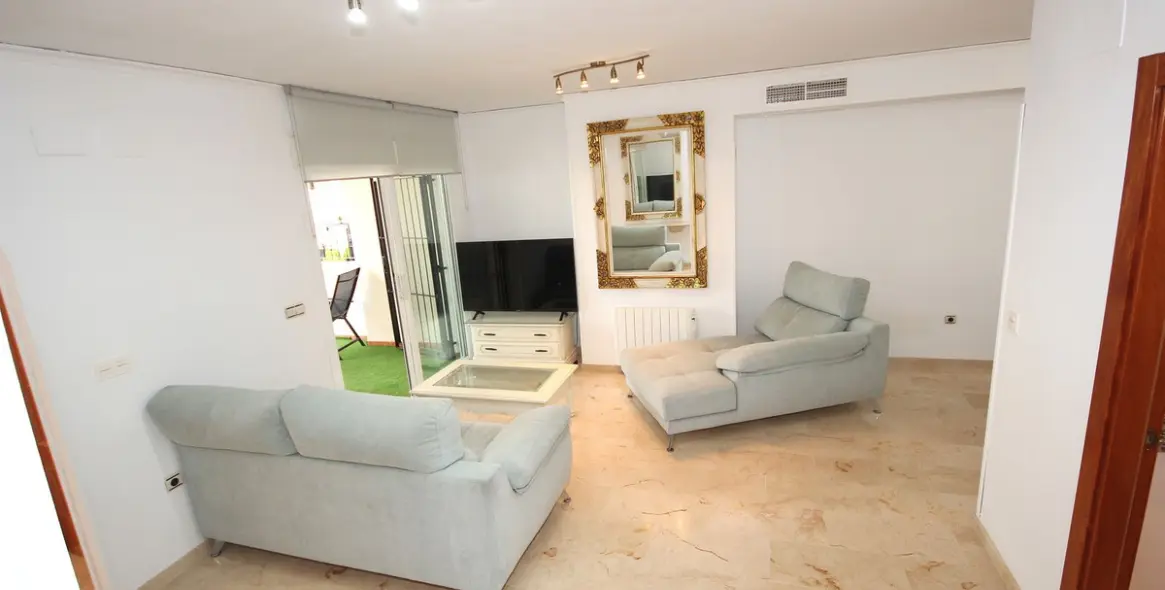 Sale of townhouse in Costabella 27