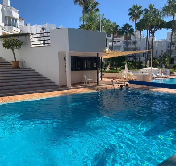 Продажа двухуровневого пентхауса в Elviria