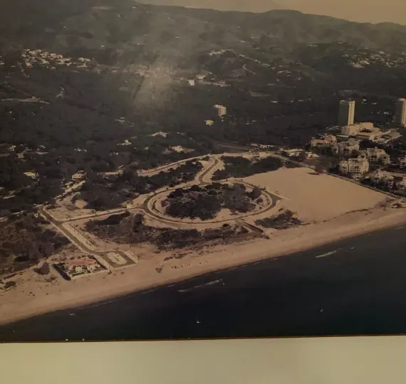 Продажа двухуровневого пентхауса в Elviria