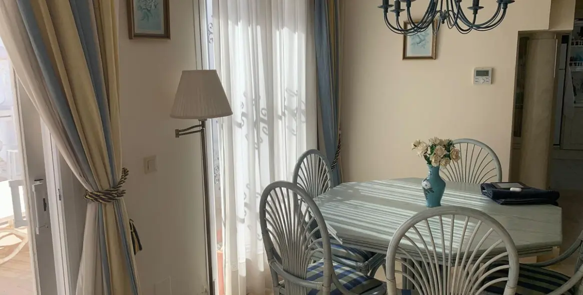 Продажа двухуровневого пентхауса в Elviria 5