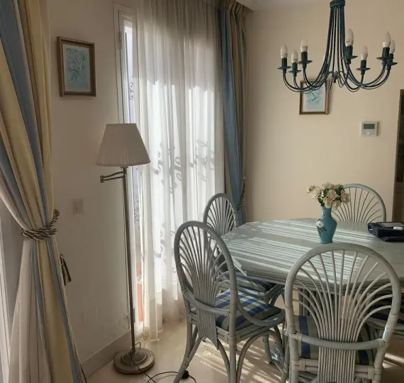 Продажа двухуровневого пентхауса в Elviria