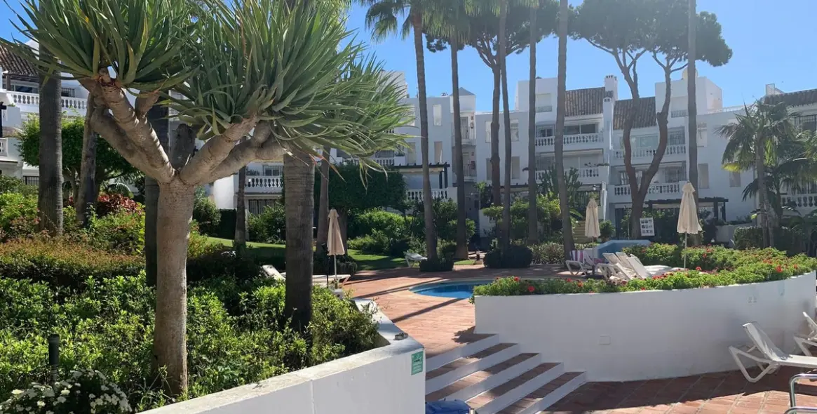 Продажа двухуровневого пентхауса в Elviria 9