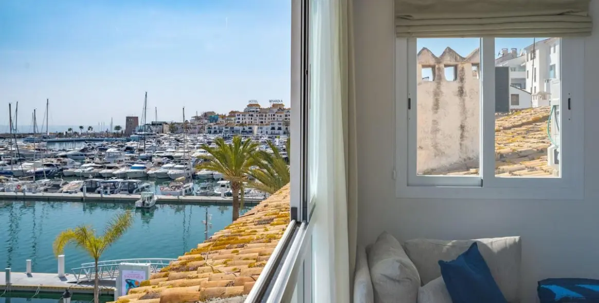 Sale of penthouse in Puerto Banús 2