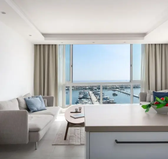 Sale of penthouse in Puerto Banús