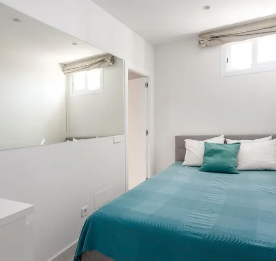 Sale of penthouse in Puerto Banús