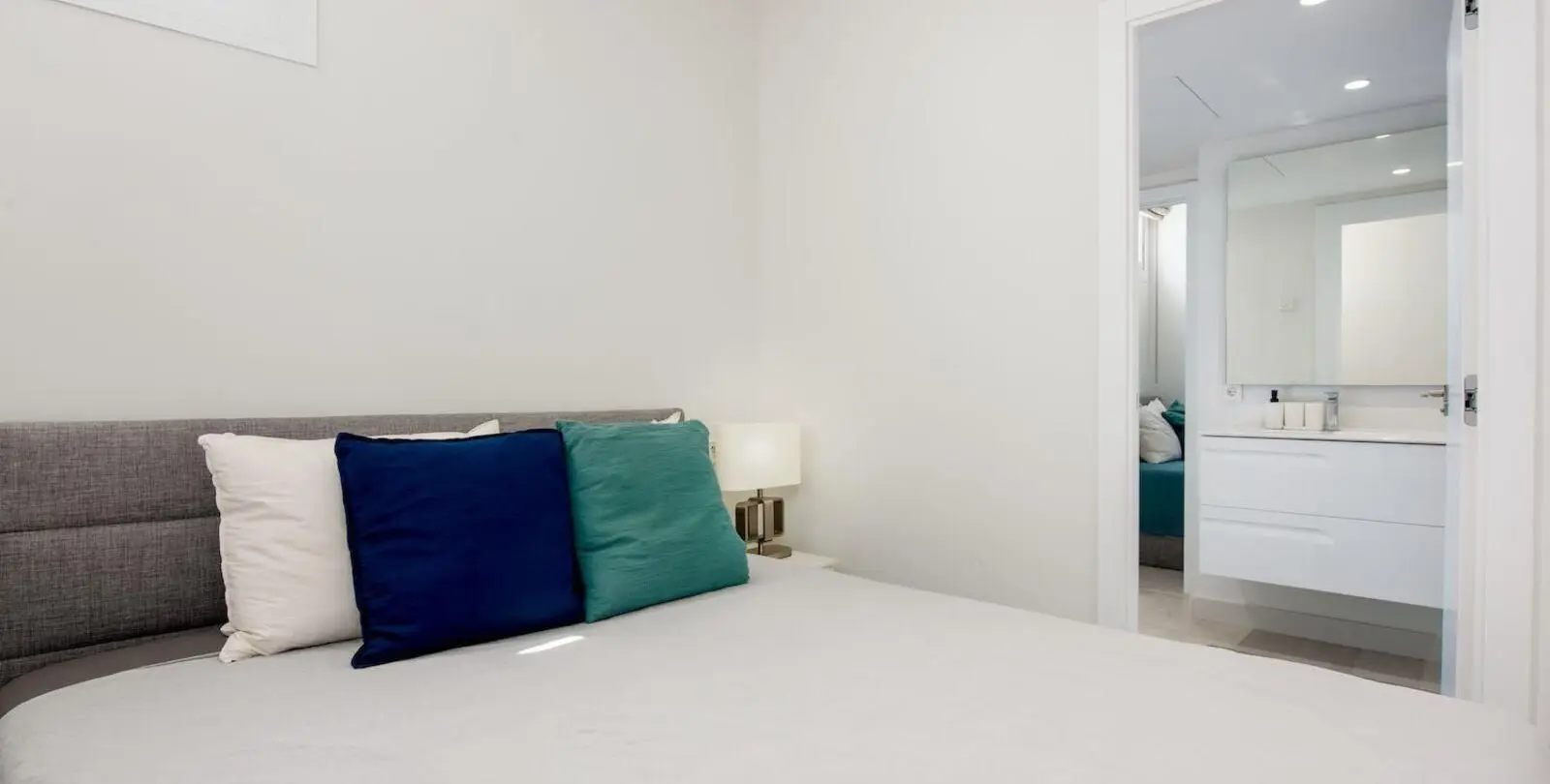 Sale of penthouse in Puerto Banús 8