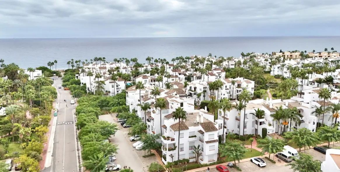 Продажа апартаментов на среднем этаже в Costalita 17