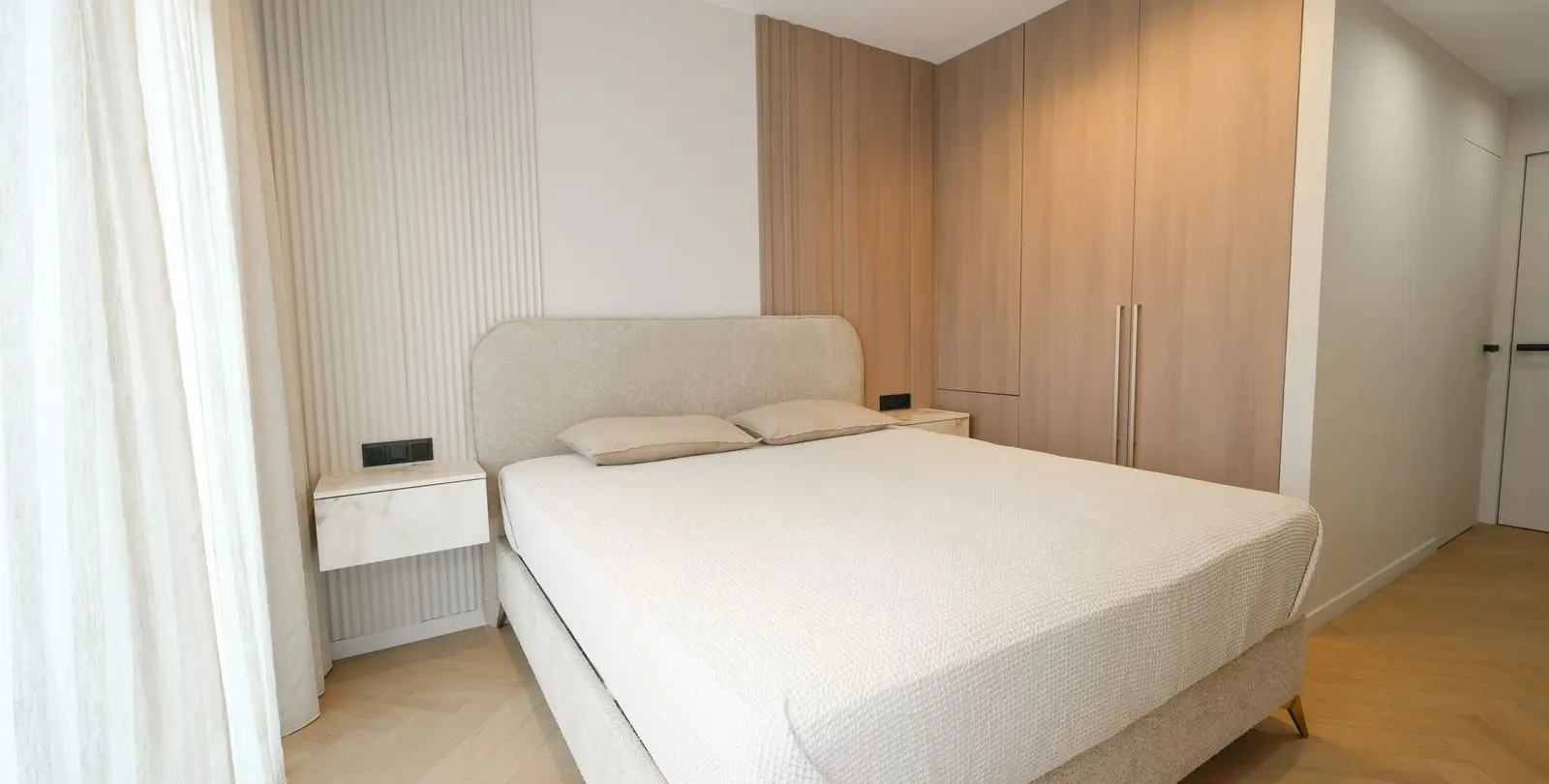 Sale of middle floor apartment in Costalita 9
