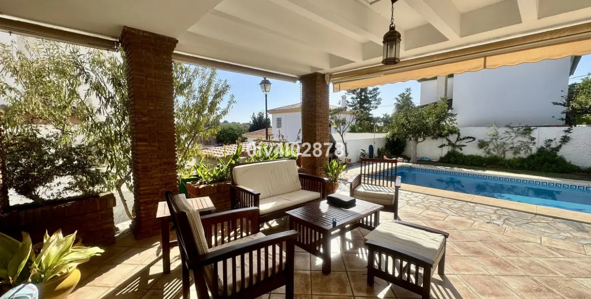 Sale of detached villa in Torremolinos 3