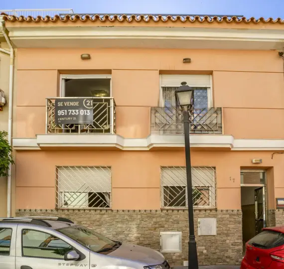 Sale of semi-detached house in Fuengirola