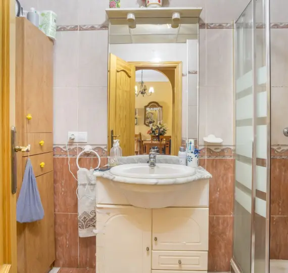 Sale of semi-detached house in Fuengirola