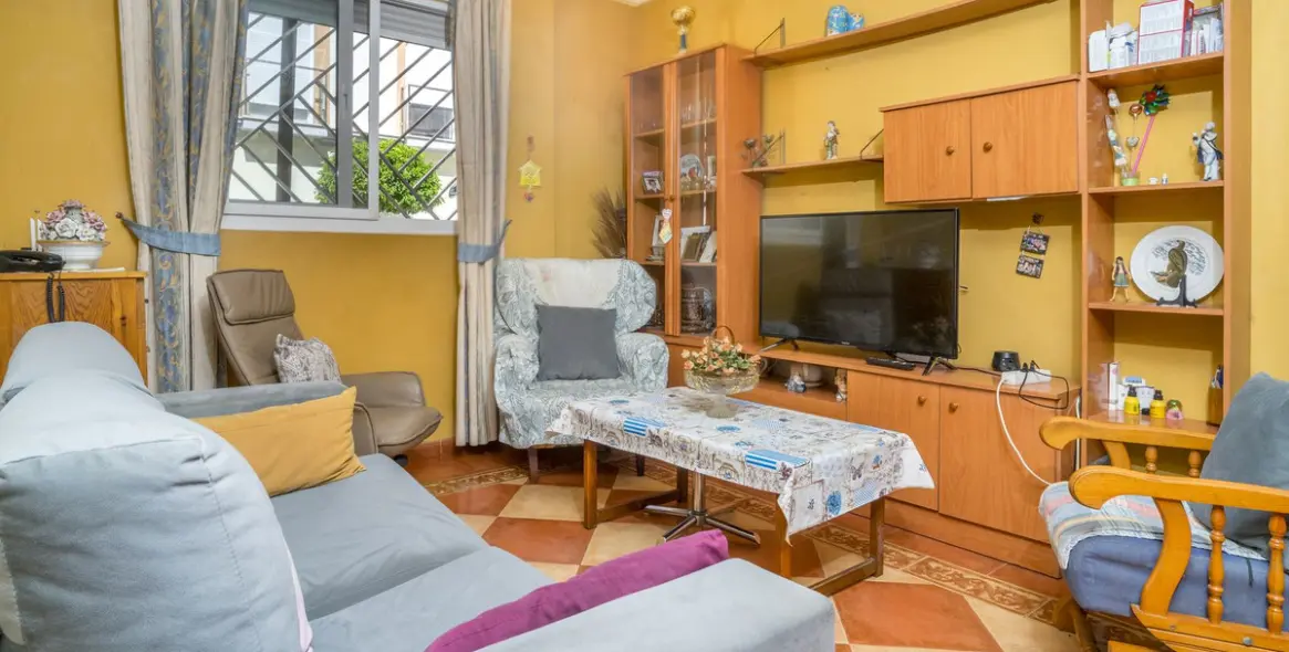 Продажа дома на две семьи в Fuengirola 13