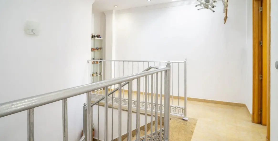 Продажа дома на две семьи в Fuengirola 22