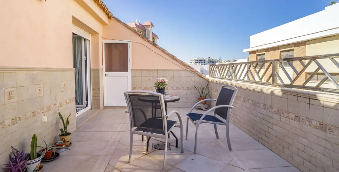 Продажа дома на две семьи в Fuengirola 32