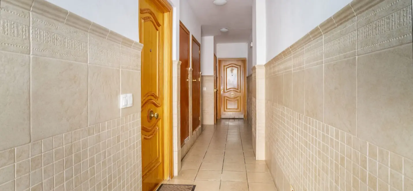 Продажа дома на две семьи в Fuengirola 2