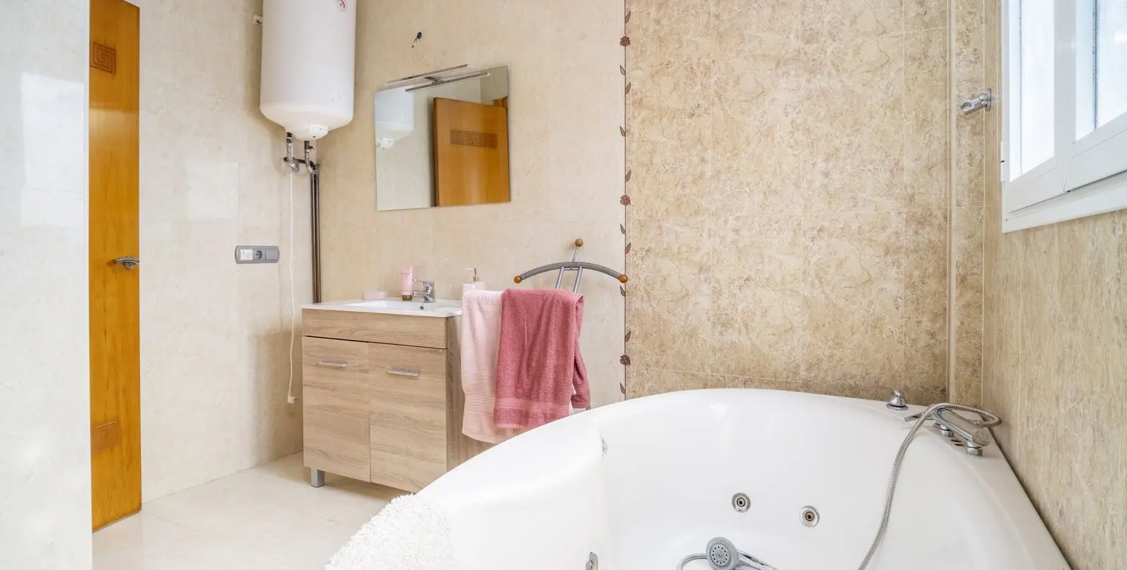 Sale of semi-detached house in Fuengirola 29