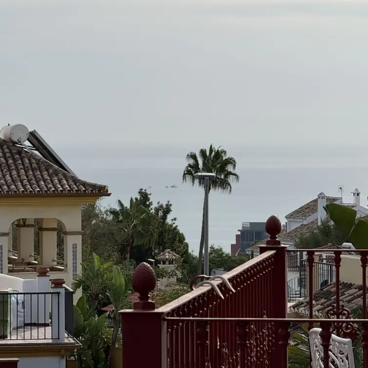 Продажа дома на две семьи в Benalmadena Costa