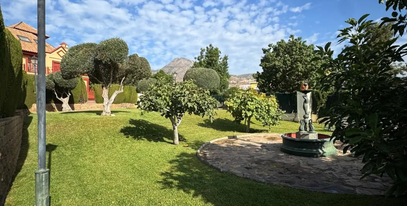 Продажа дома на две семьи в Benalmadena Costa 67