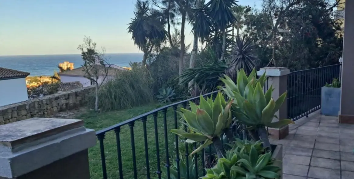 Venta de villa independiente en Manilva 1