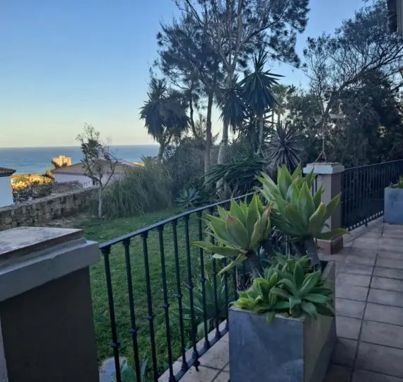 Продажа  отдельно стоящей виллы в Manilva