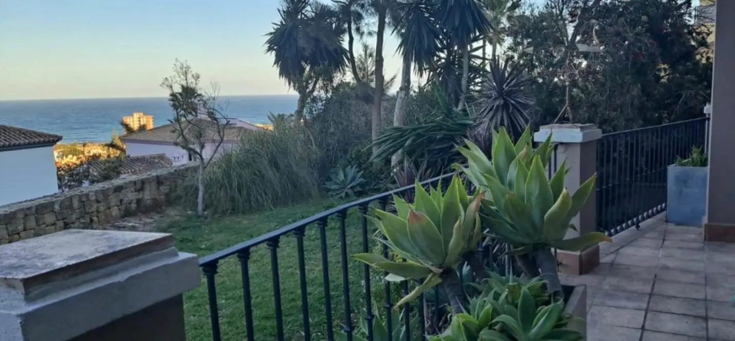 Venta de villa independiente en Manilva 0