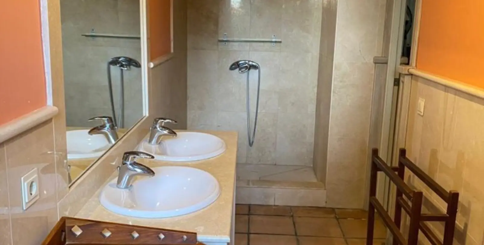 Sale of detached villa in Manilva 15