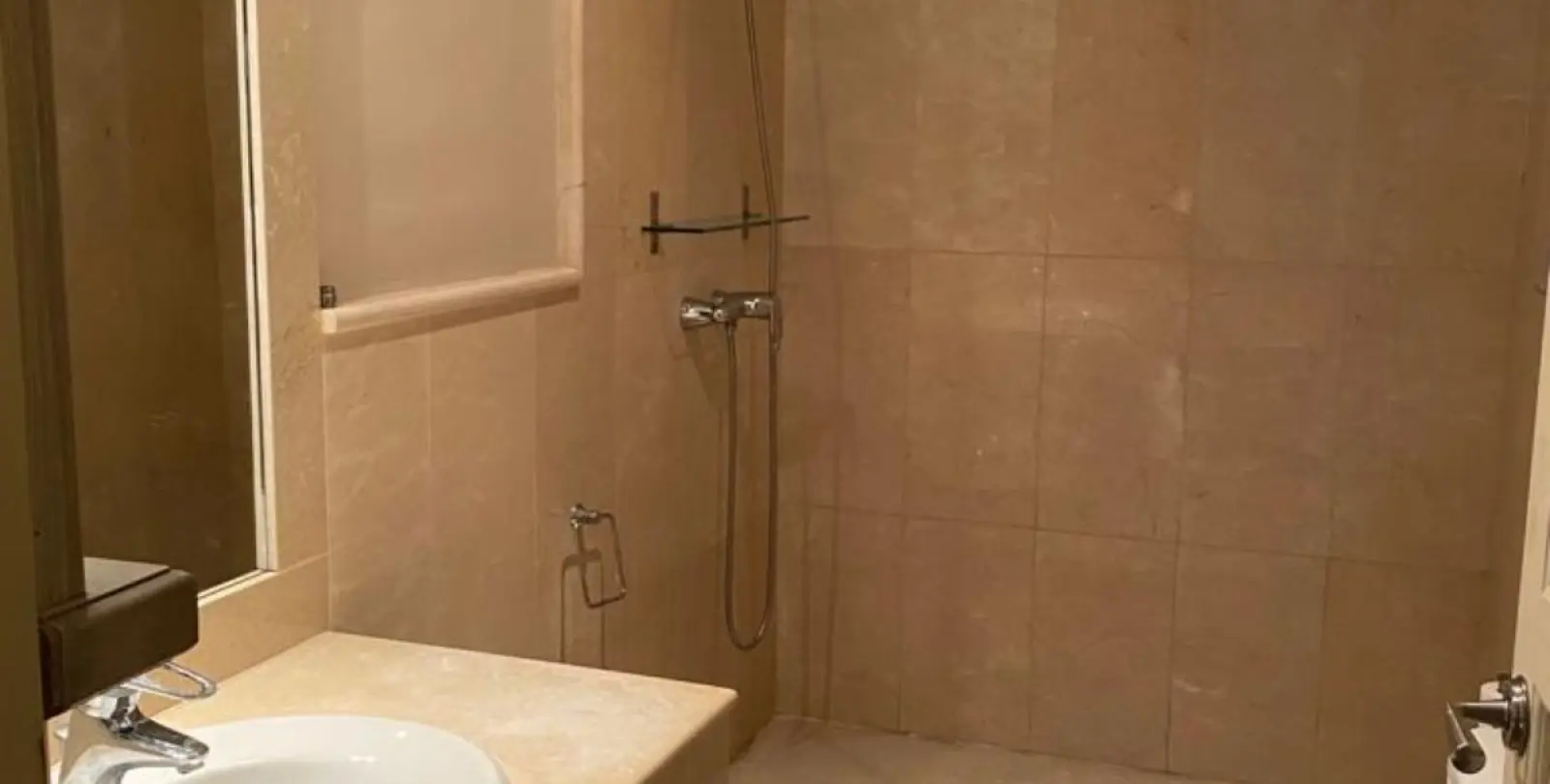 Sale of detached villa in Manilva 33
