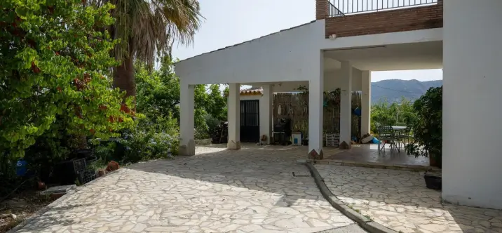 Detached villa R5156074 2