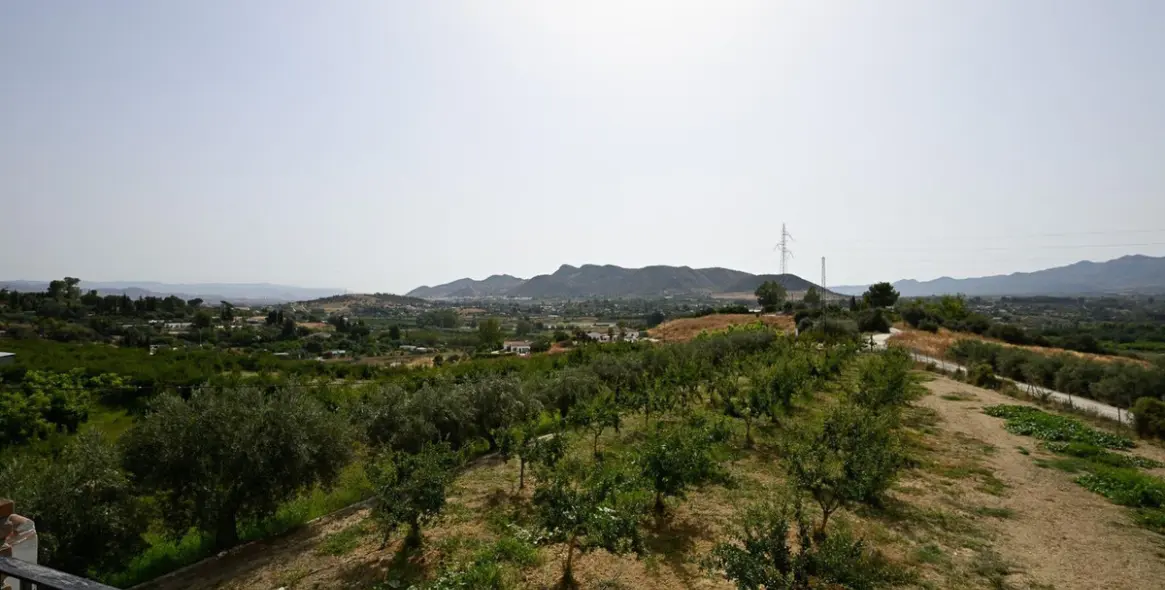 Sale of detached villa in Cártama 9