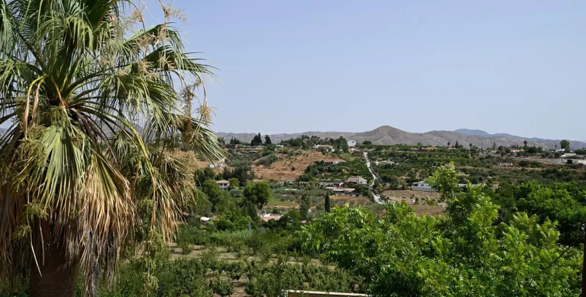 Sale of detached villa in Cártama 11