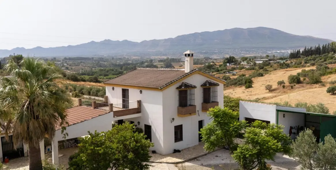 Sale of detached villa in Cártama 16