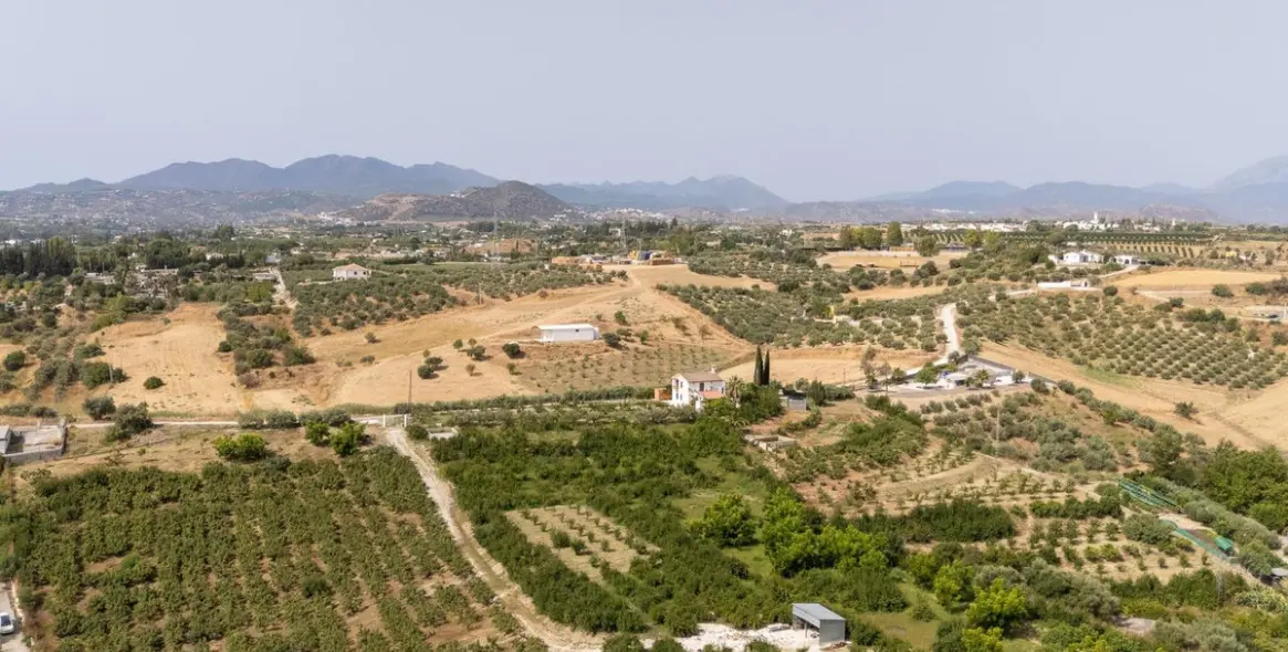 Продажа  отдельно стоящей виллы в Cártama 32