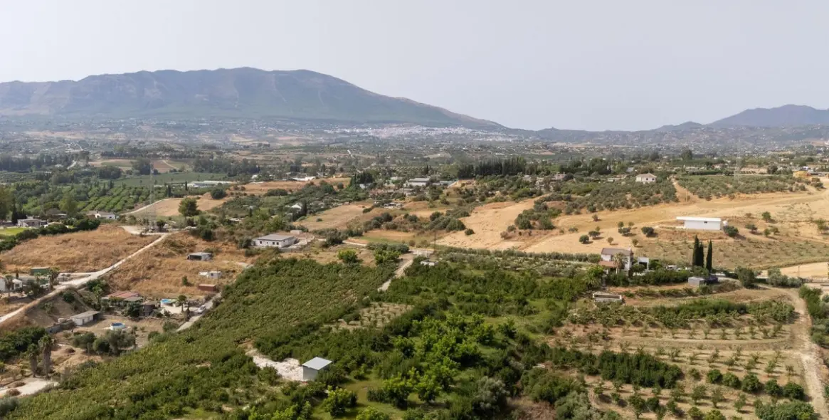 Продажа  отдельно стоящей виллы в Cártama 35