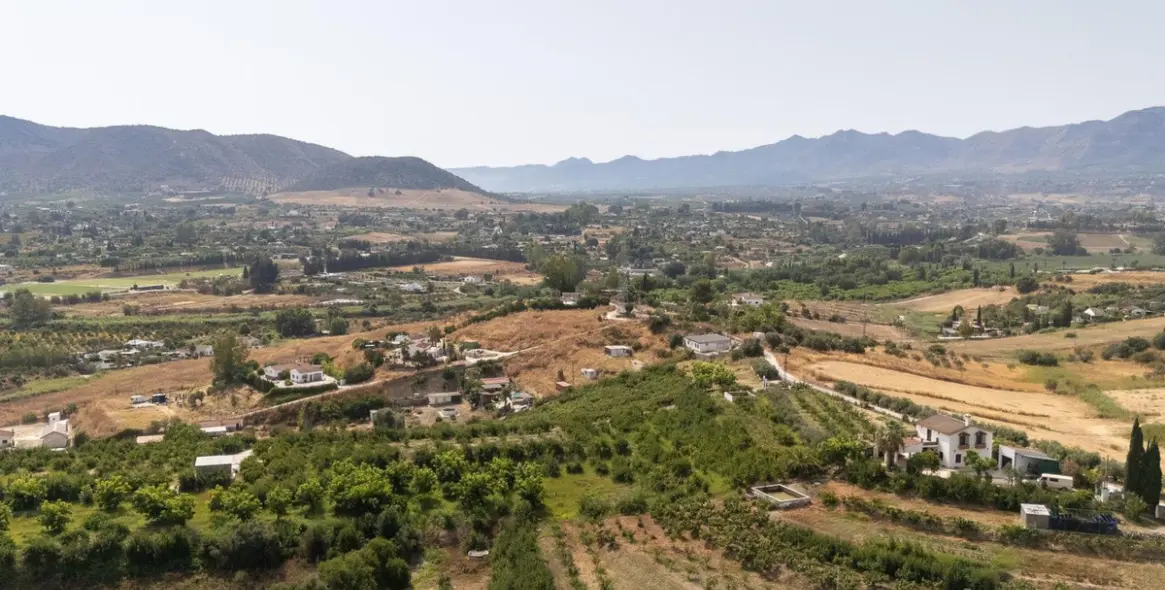 Продажа  отдельно стоящей виллы в Cártama 38