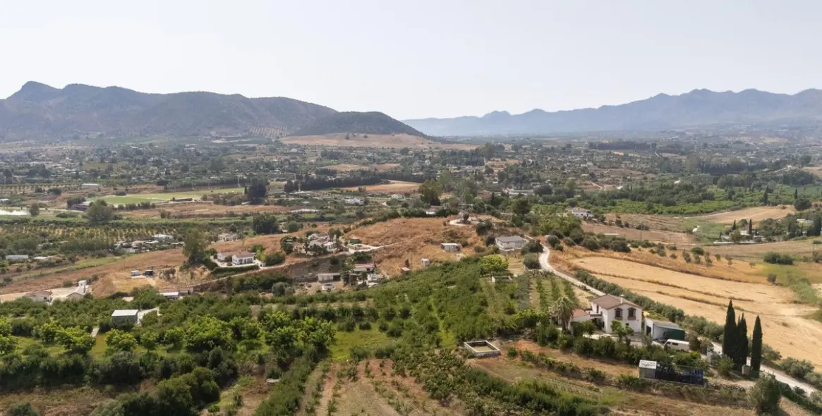 Продажа  отдельно стоящей виллы в Cártama 39