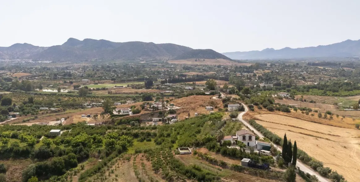 Продажа  отдельно стоящей виллы в Cártama 40