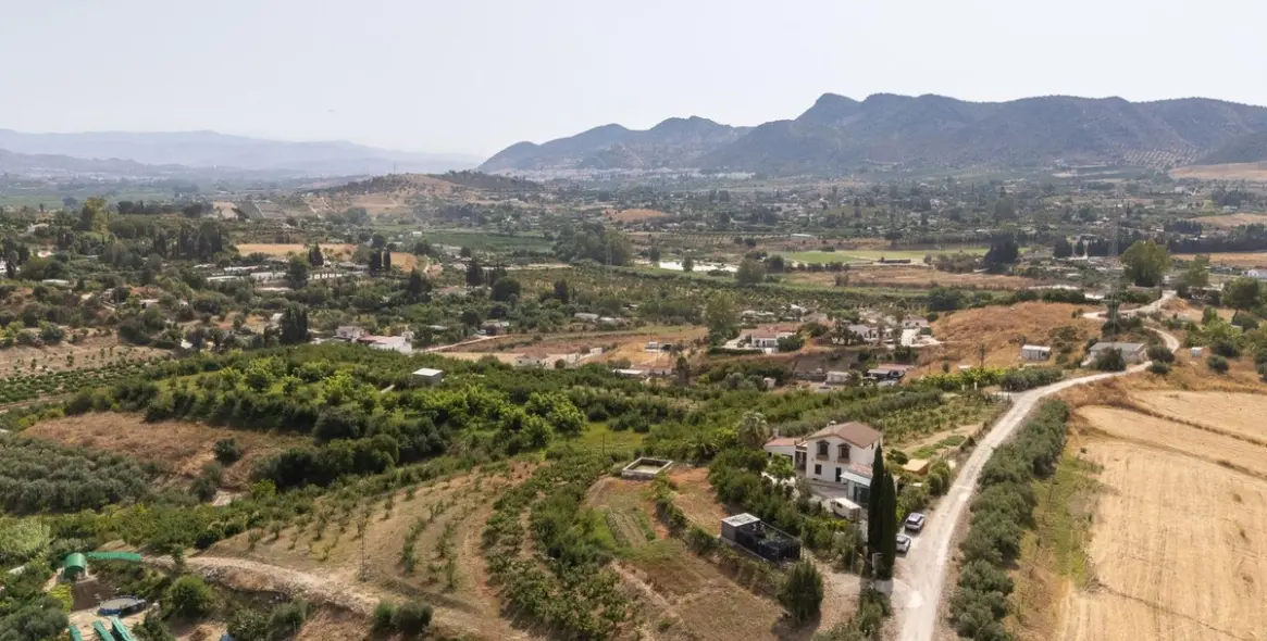 Продажа  отдельно стоящей виллы в Cártama 42